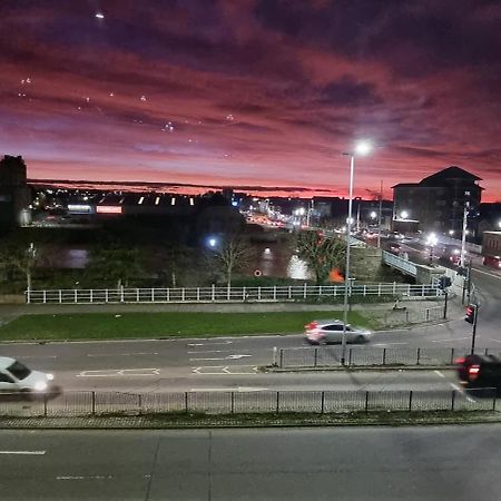 Entire Two Bedrooms Flat With Nice View H2 Great Yarmouth Exterior foto
